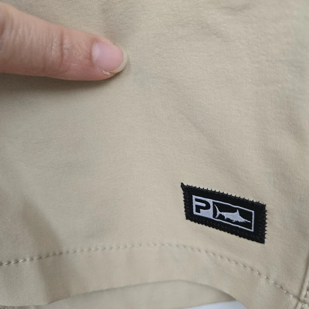 Pelagic Mako High Performance Hybrid Fishing Shorts Size 40 Khaki